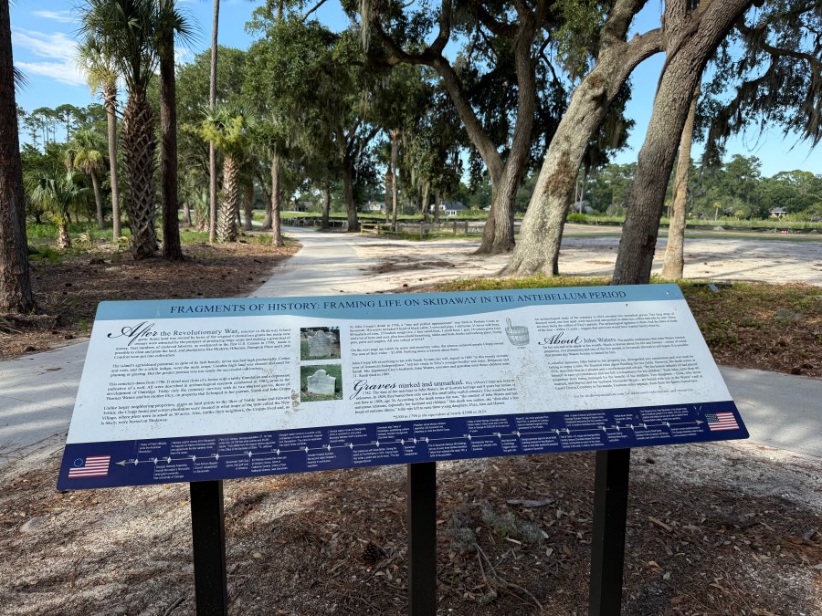 100 Reasons Why I LOVE The Landings: # 64 The Waters&nbsp;Cemetery